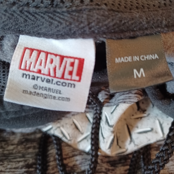 Marvel The Punisher Hoodie - Picture 4 of 5